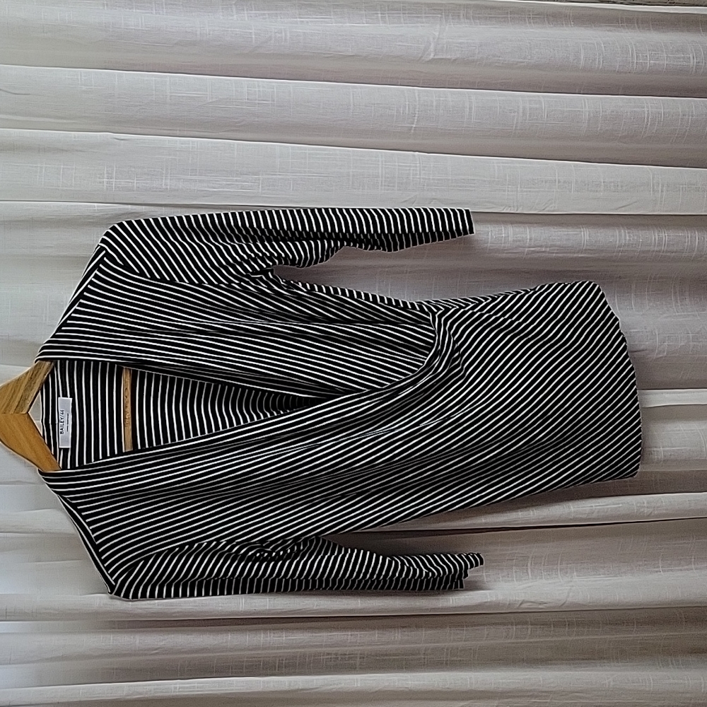 Bailey 44 Striped Faux Wrap 3/4 Sleeve Shirt Size L
